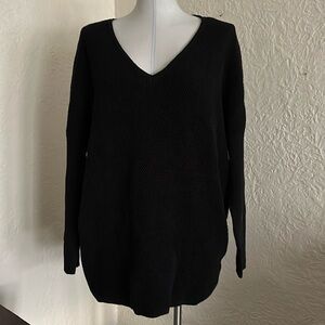 Natori Black Honeycomb Knit Chunky V-Neck Sweater Medium Flaws